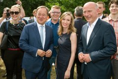 CT5B9774-866x1200-Px