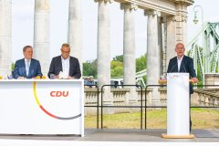 CT5B9822-866-x-1200-Px